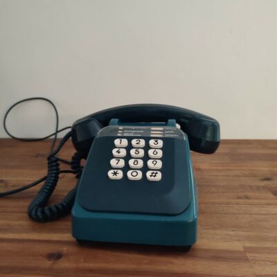 téléphone vintage avec écouteur