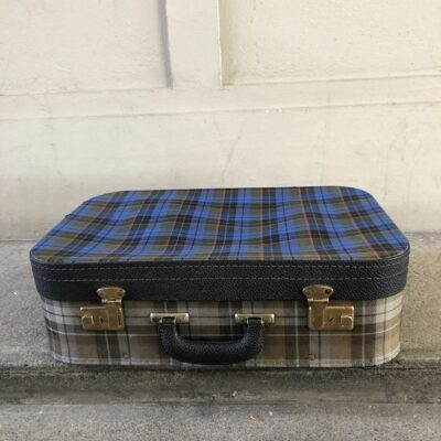 Valise en tartan vintage