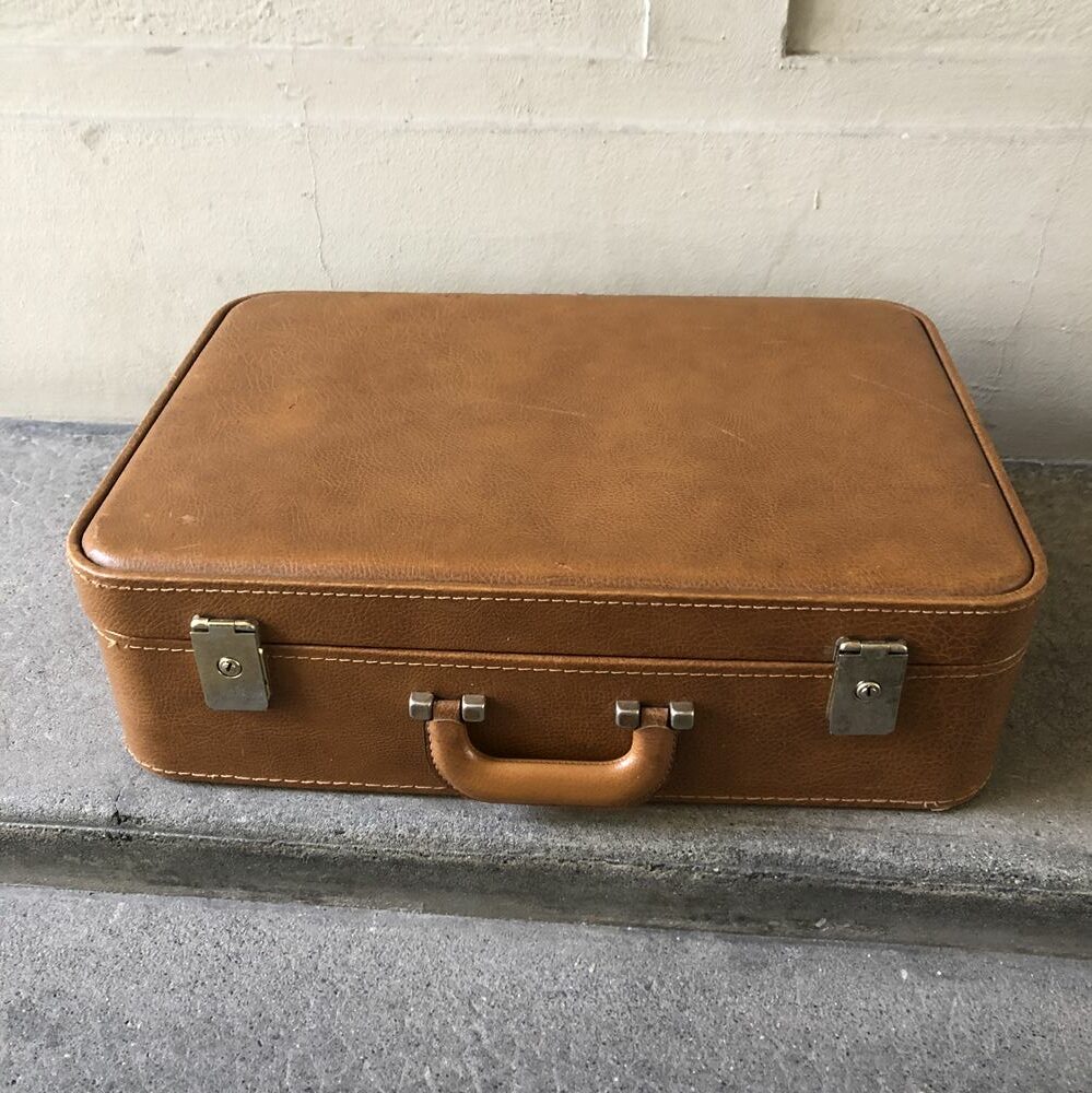 Valise vintage simili cuir